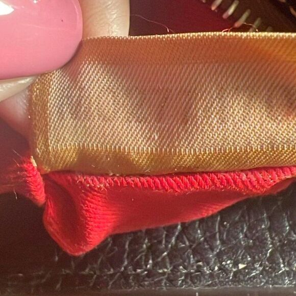 Dooney & Bourke Small Lexington Black Pebbled Grain Leather Tote - COA - EUC - Picture 10 of 13